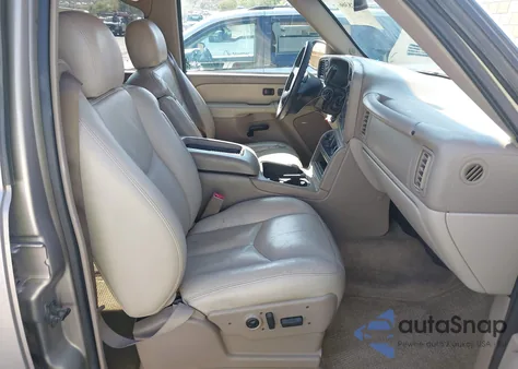 2003 Chevrolet Tahoe Z71 z USA, uszkodzony, nr VIN 1GNEK13T33R295226